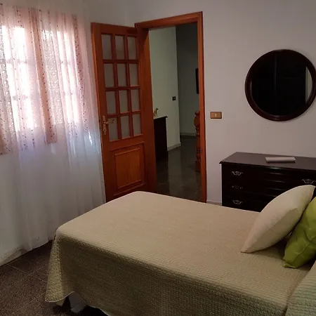 House With 4 Bedrooms In Cruz De Tenerife, With Wonderful Sea Vi Appartement Santa Cruz de Tenerife